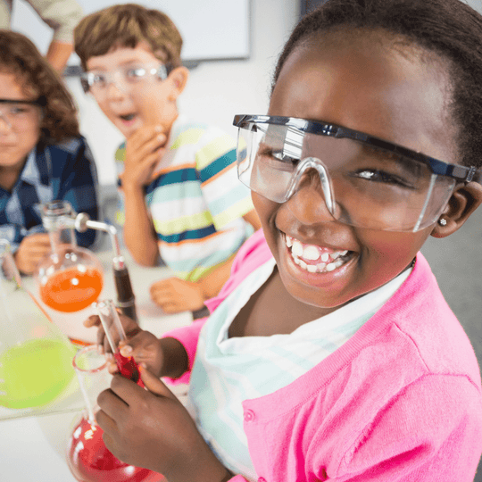 5 Fun Ways to Introduce Girls to STEM