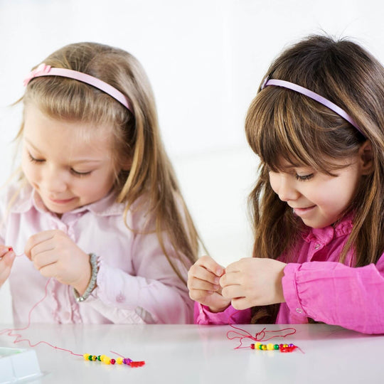 Make Your Own Accessories With Straw Weaving